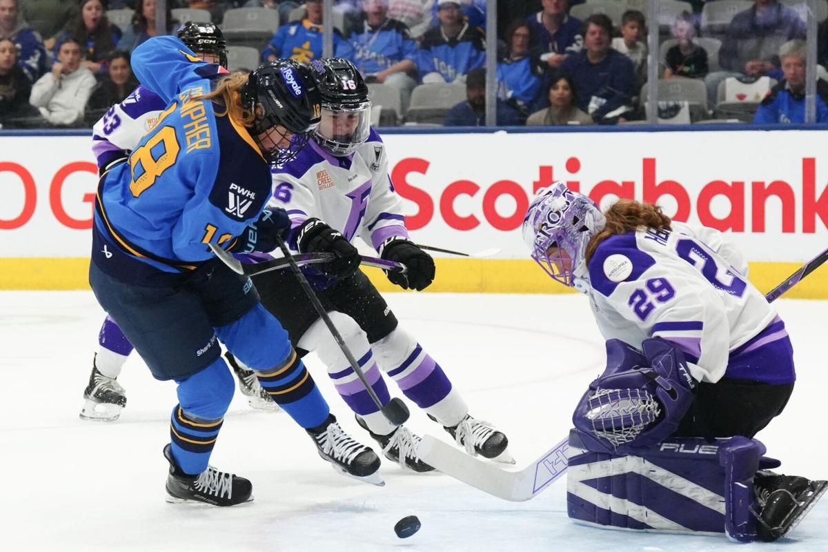 Parking Toronto Sceptres at Minnesota Frost