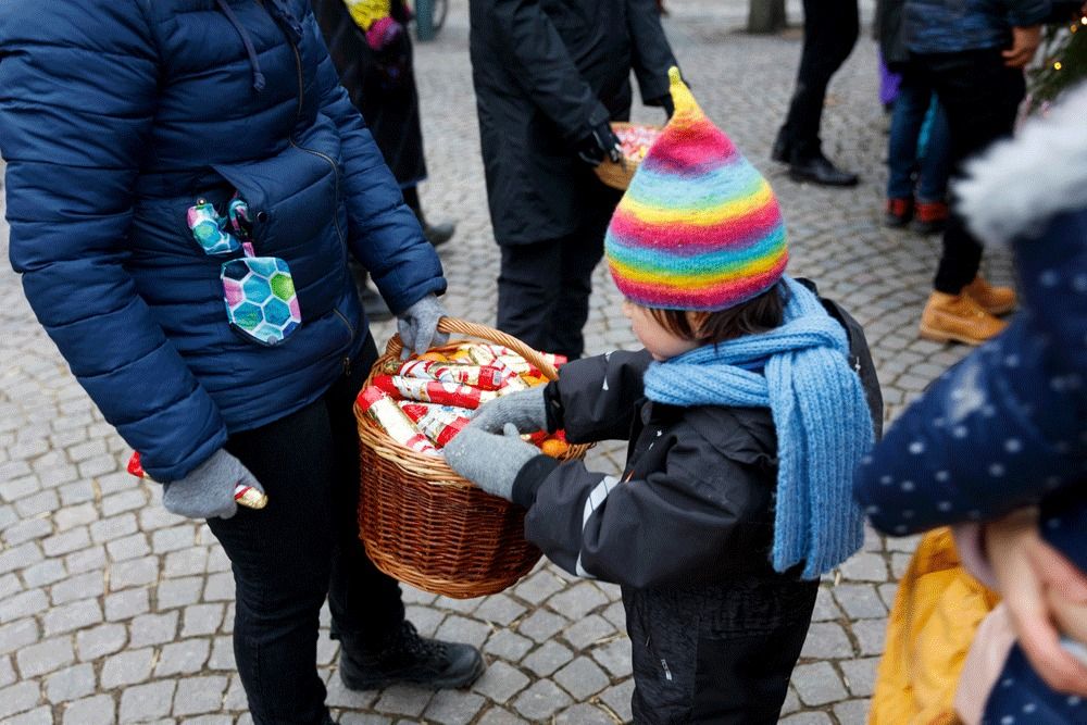 Vinterlund: Julgransplundring