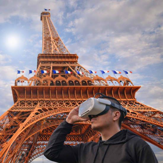 L\u2019\u00e9pop\u00e9e de la Tour Eiffel : la visite guid\u00e9e officielle en r\u00e9alit\u00e9 virtuelle