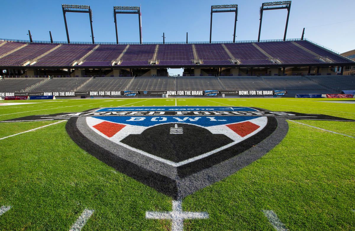 Armed Forces Bowl at Amon G. Carter Stadium