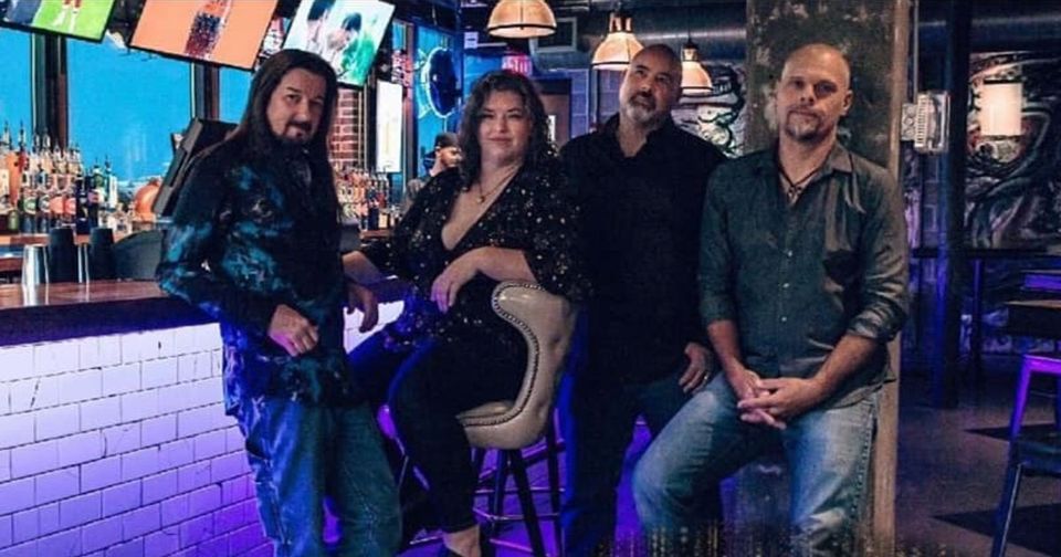 Def Electric @ Down Under, Down Under Bar & Grill, Des Moines, 8 July 2022