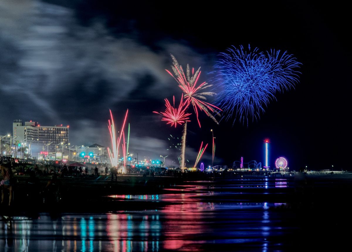 Galveston Island Independence Day Parade & Fireworks