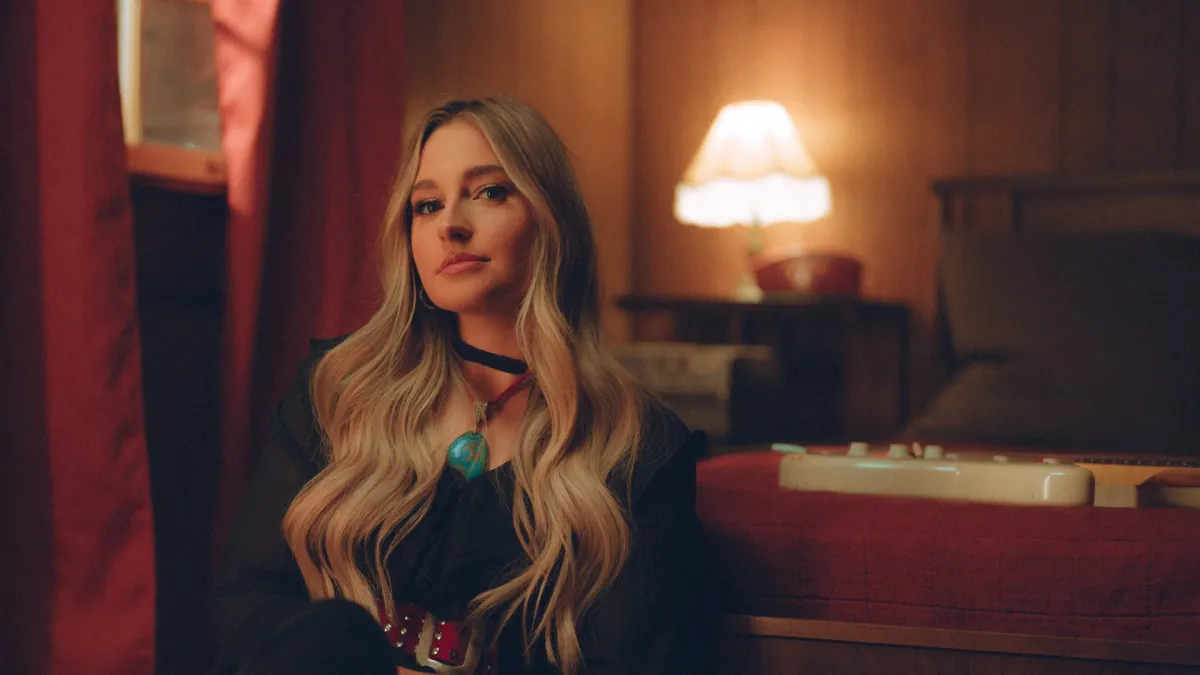 Erin Kinsey, Will Moseley in Gainesville