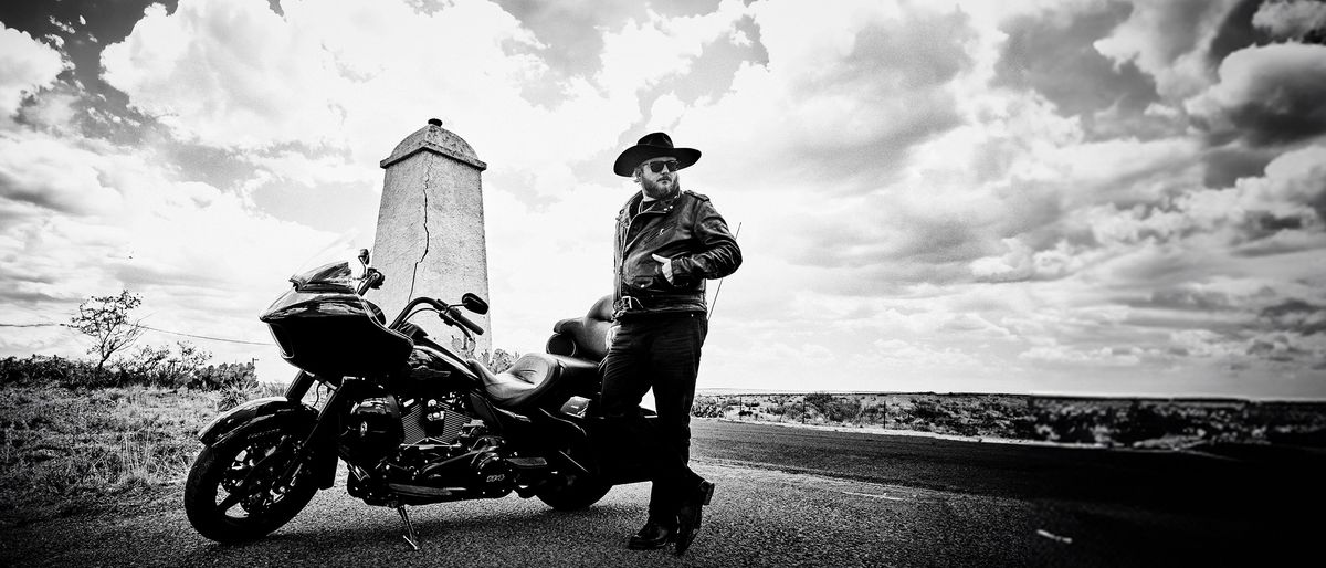 Paul Cauthen, Hogslop String Band in Portland