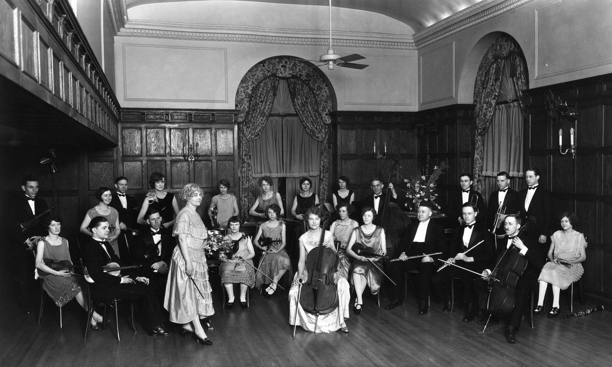 Knoxville Symphony Orchestra - Midori Plays Beethoven at Tennessee Theatre