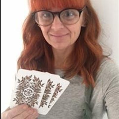 Claire Laizans @fullcircleceremonies_