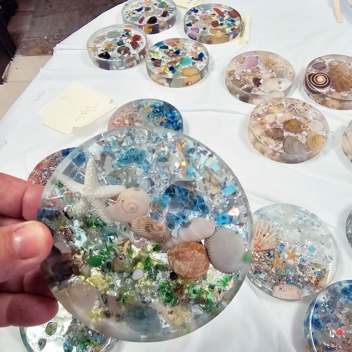 CLASS CANCELLED resin coasters with crystals, rocks and natural elements at the Bloomin Cottage! 