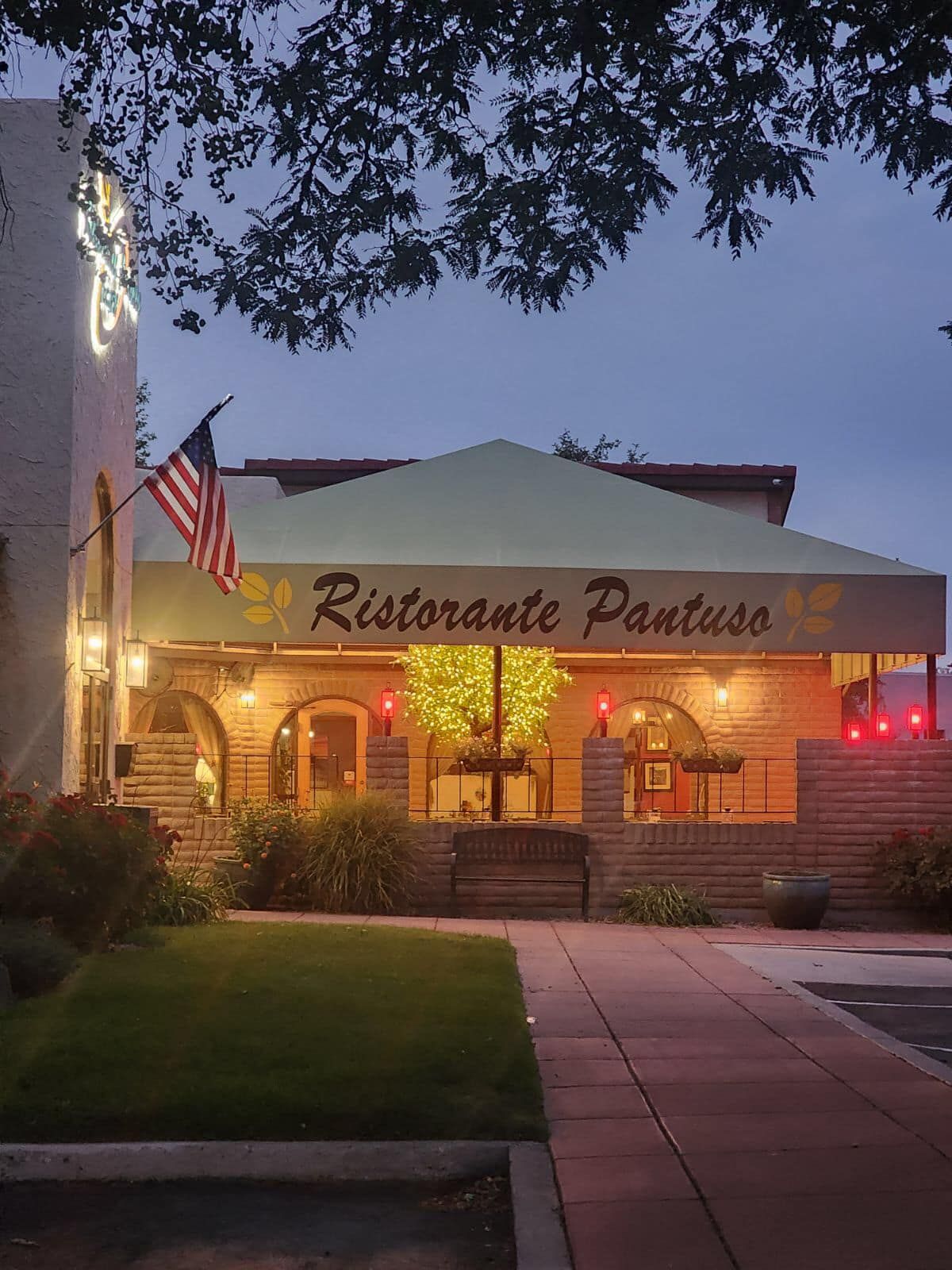 Ristorante Pantuso's Kids Night with Magician Dan Fleshman