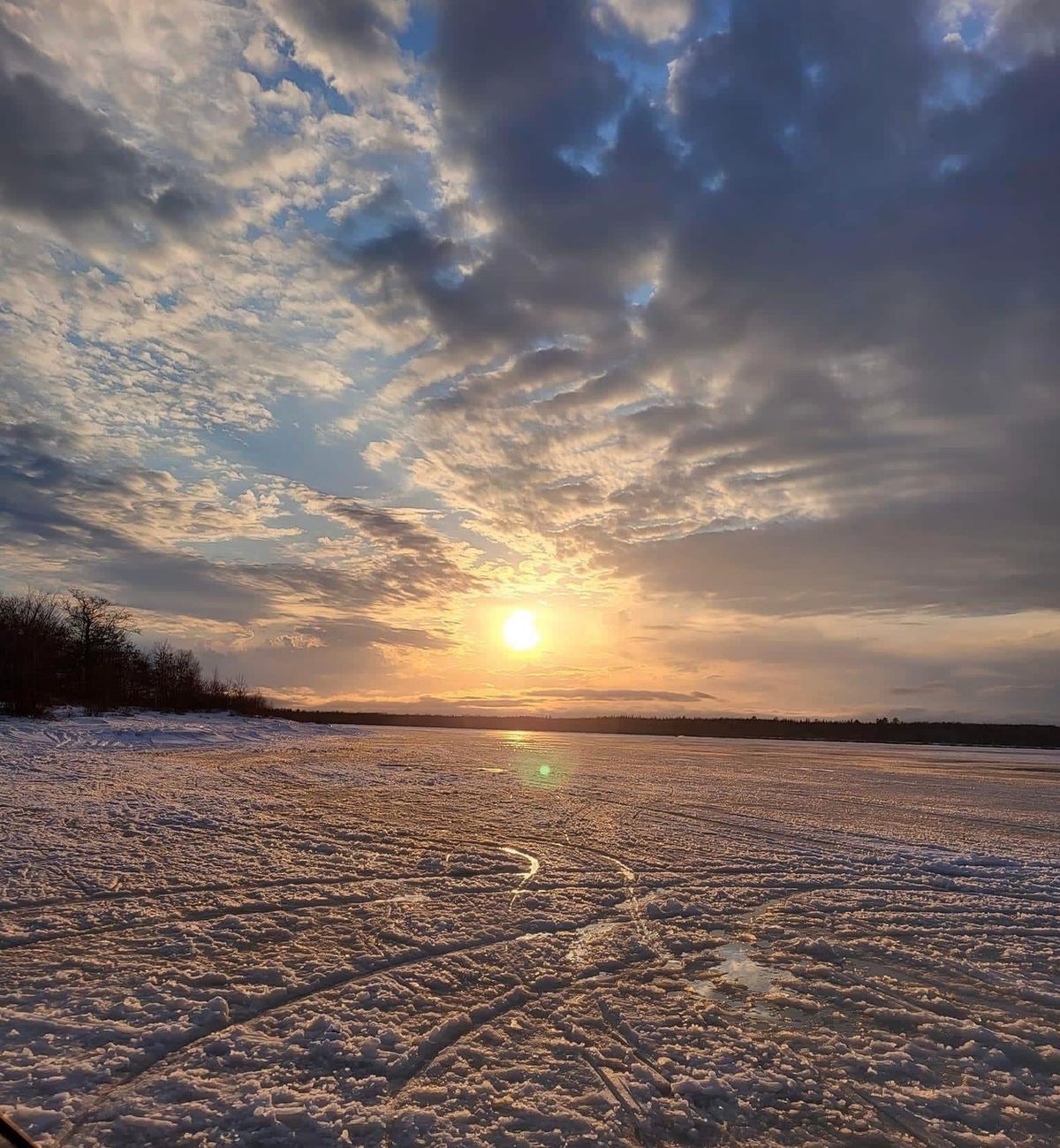 Big Daddy\u2019s sled race on the Sunpoke