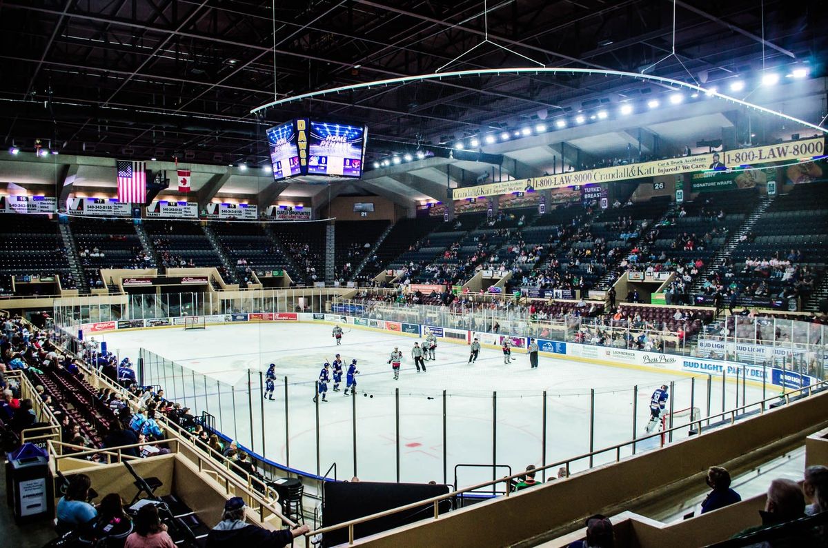 Fayetteville Marksmen at Roanoke Rail Yard Dawgs at Berglund Center