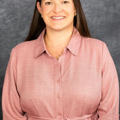 Stephanie De La Piedra