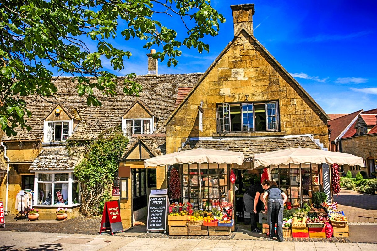 \ud83c\udf33 Hiking Cotswold Villages \u2013 The Most Beautiful in Britain