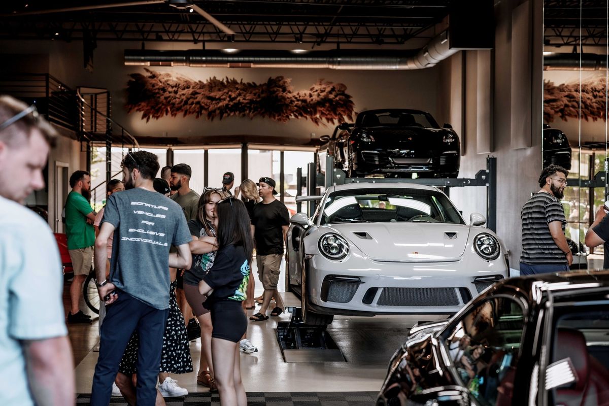 Autumn Cars & Coffee: The Garage Milwaukee