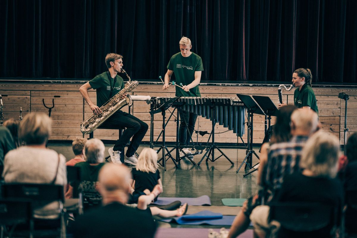 nyMusikk KRAPYL: Biblioteksmusikken presenterer Trio Vest - "Toner p\u00e5 ville veier"