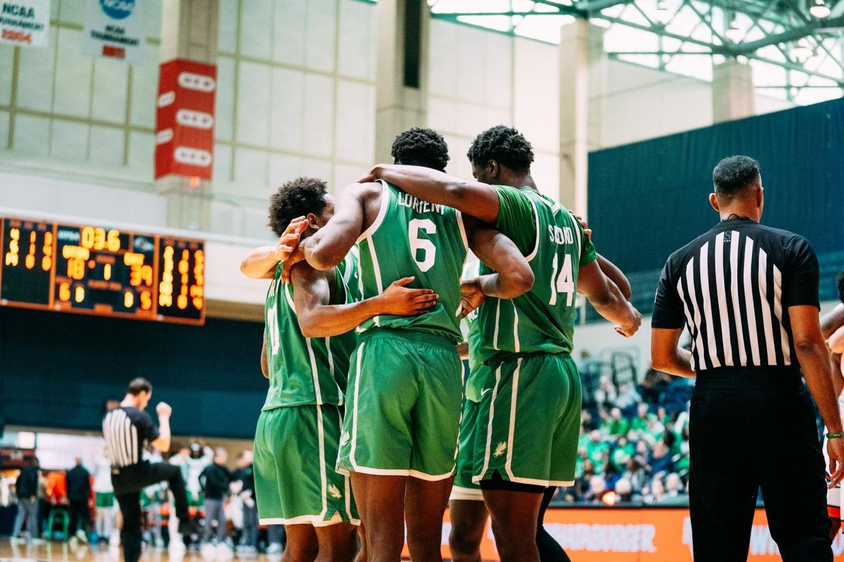 Parking UTSA Roadrunners at North Texas Mean Green Mens Basketball