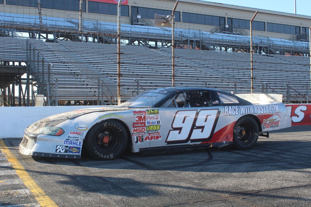 Rusty Wallace Racing Experience at Lucas Oil Raceway 