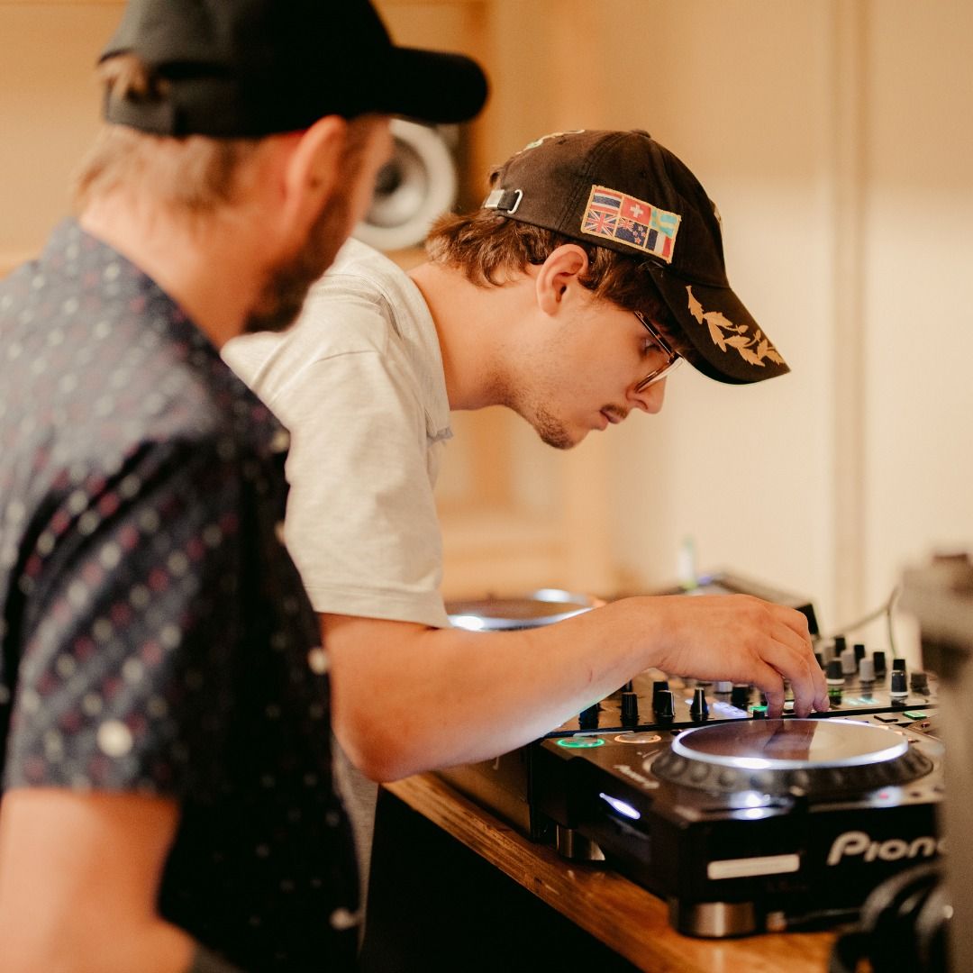 [FORMATION] Introduction au DJing