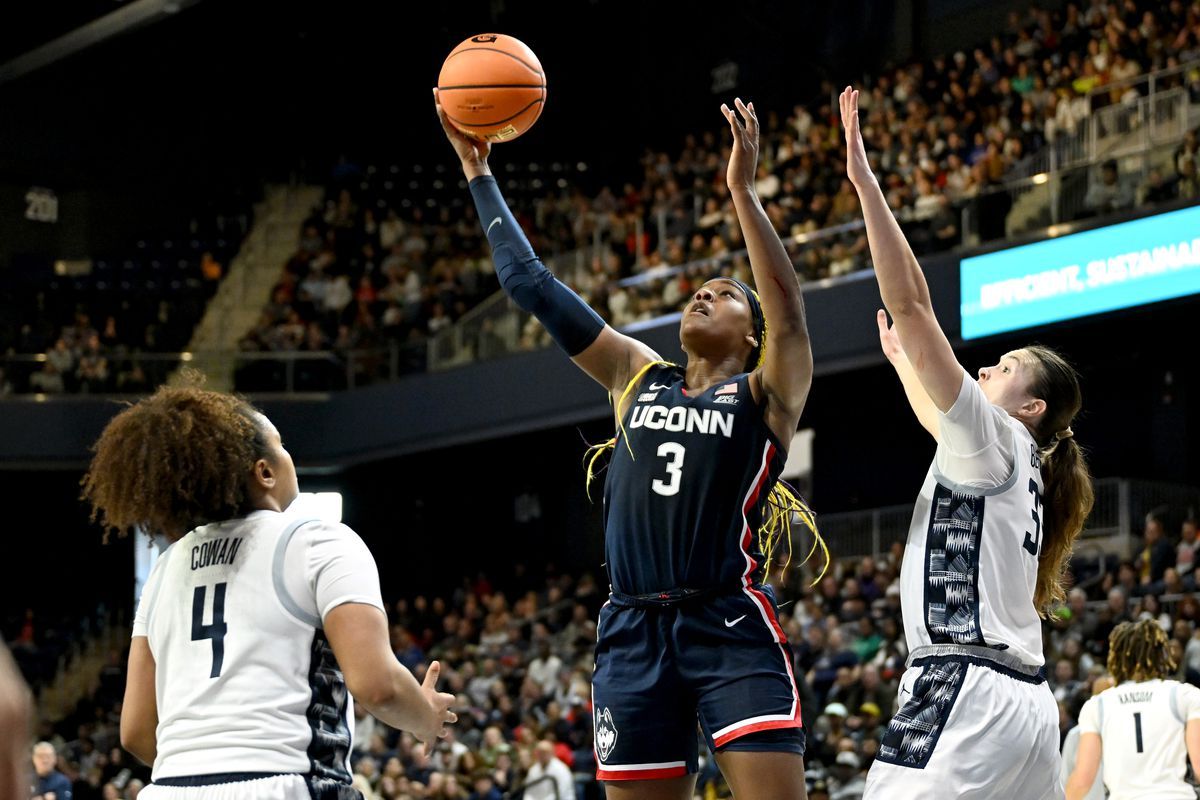 Georgetown Hoyas vs. UConn Huskies