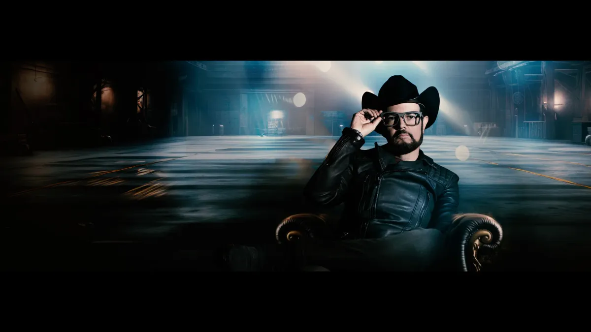 Aleks Syntek in Anaheim