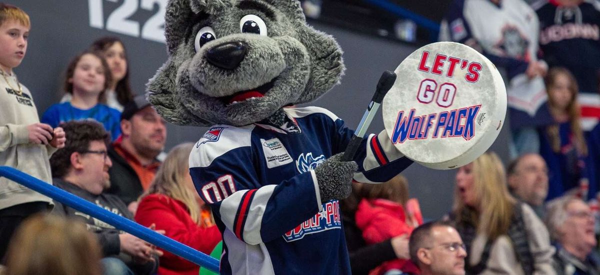 Hartford Wolf Pack at Hershey Bears at Giant Center