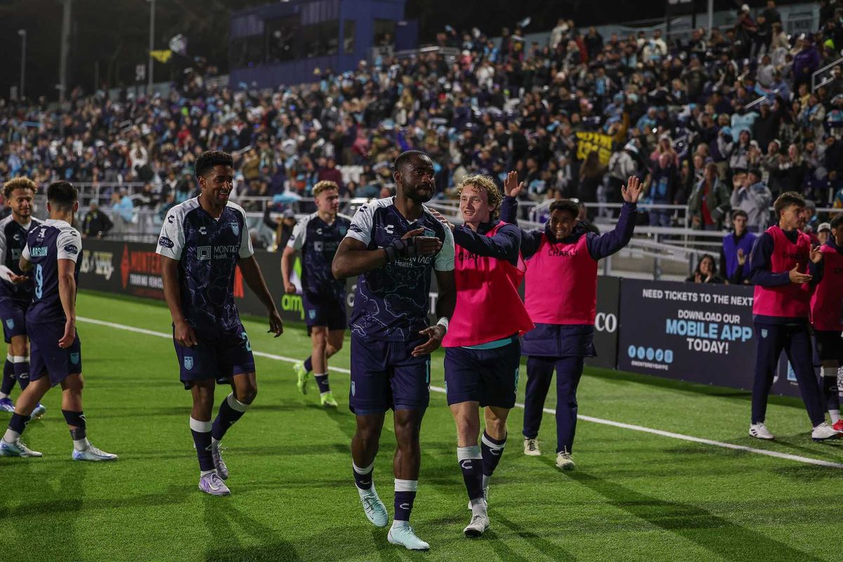 Phoenix Rising FC vs. Oakland Roots SC