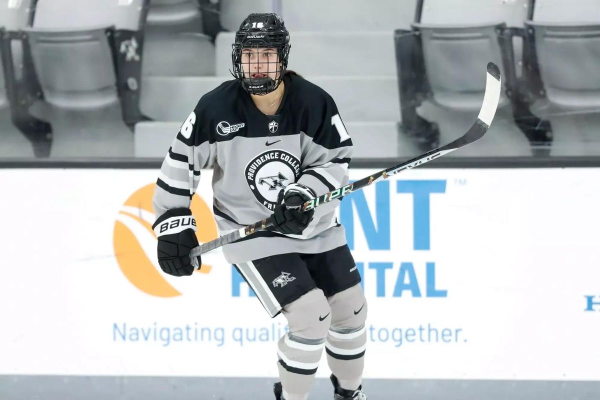 Parking Merrimack Warriors at Boston University Terriers Womens Hockey