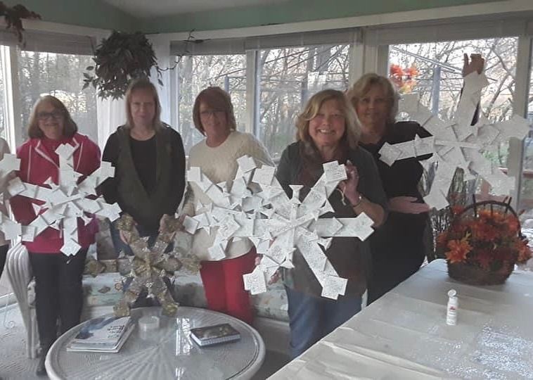 Make & Take 3D Snowflake & Wine Painting Party