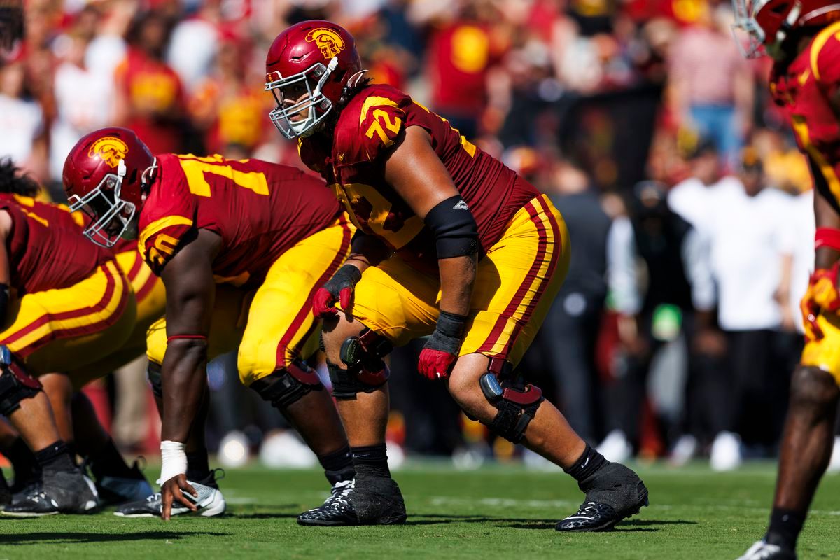 Illinois Fighting Illini vs. USC Trojans