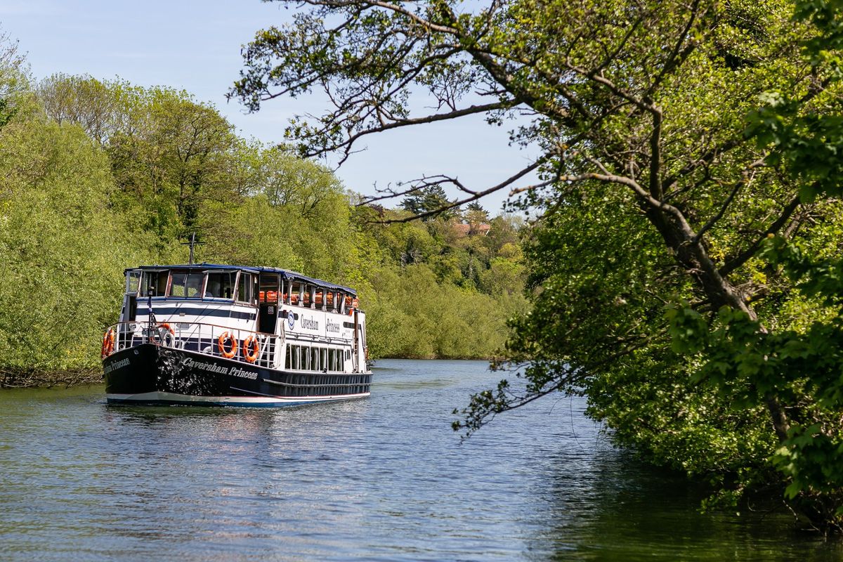 Sunday Lunch Cruise