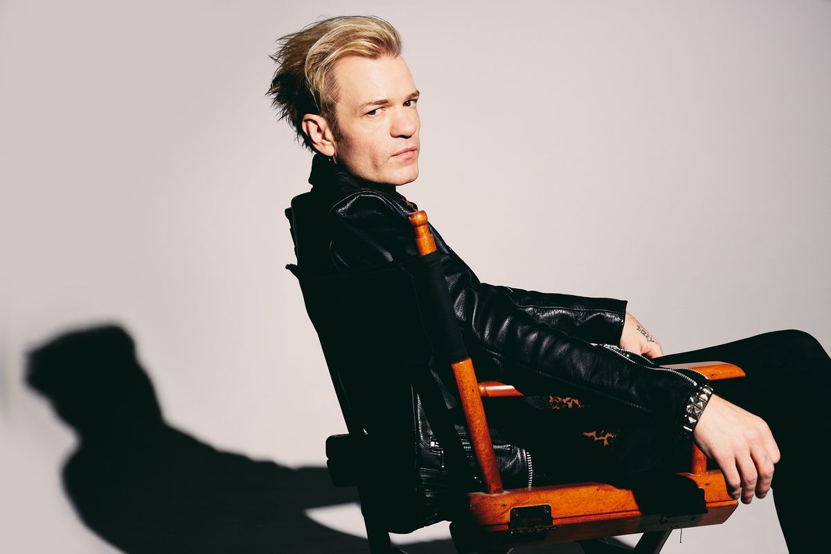 Walking Disaster: Deryck Whibley\u2019s new memoir on his life with Sum 41