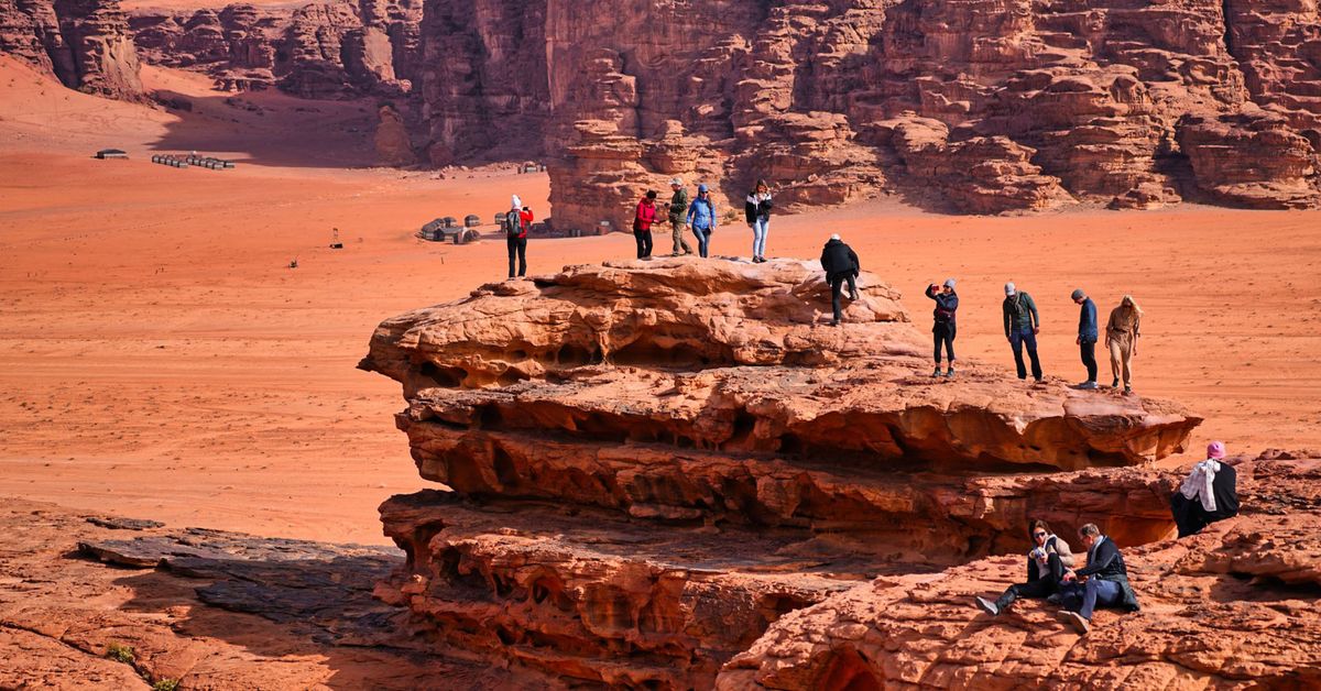 Jord\u00e1nia, Wadi Rum sivatagi kalandt\u00fara - Exped\u00edci\u00f3 a MARS bolyg\u00f3ra