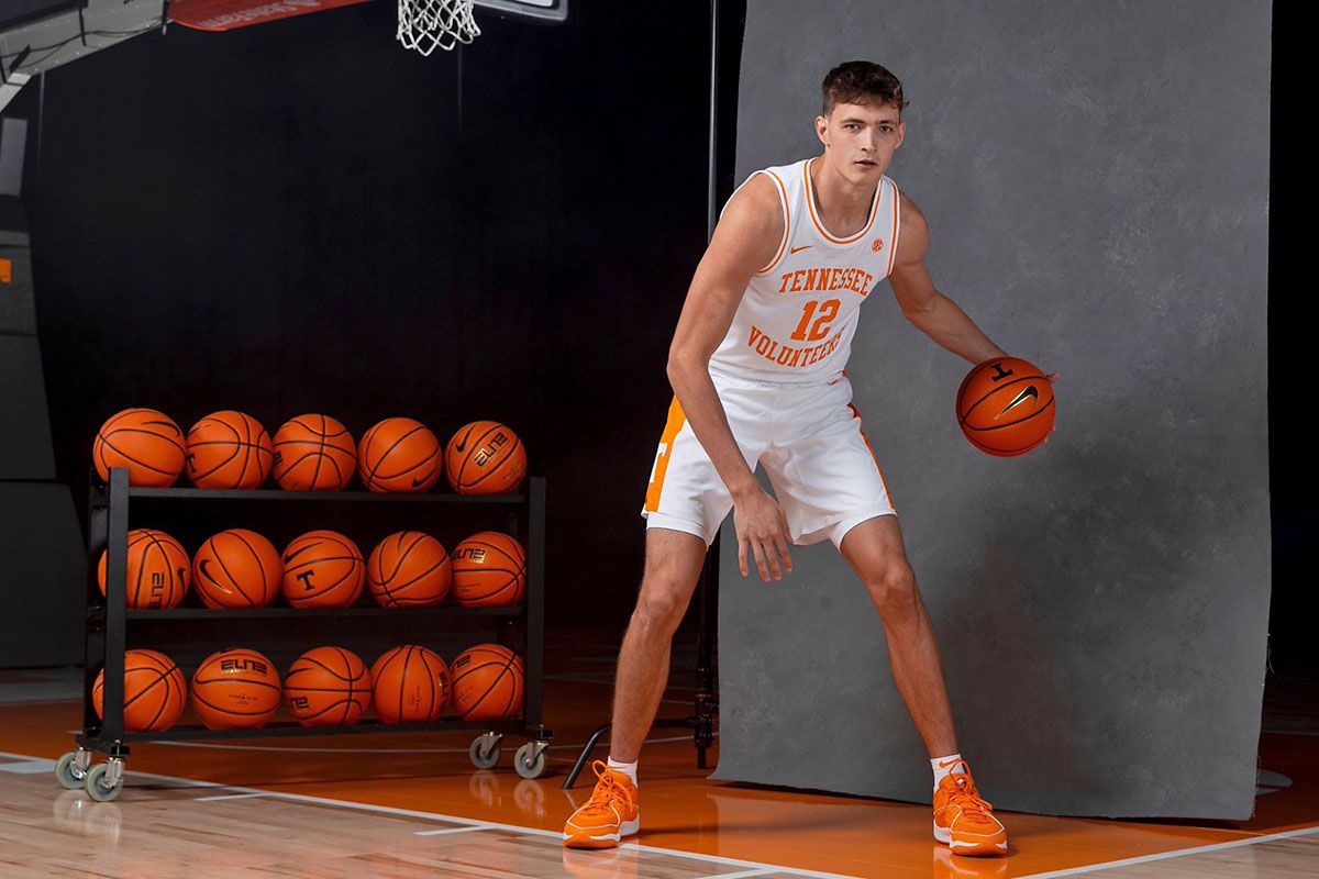 Tennessee Volunteers at Alabama Crimson Tide Mens Basketball