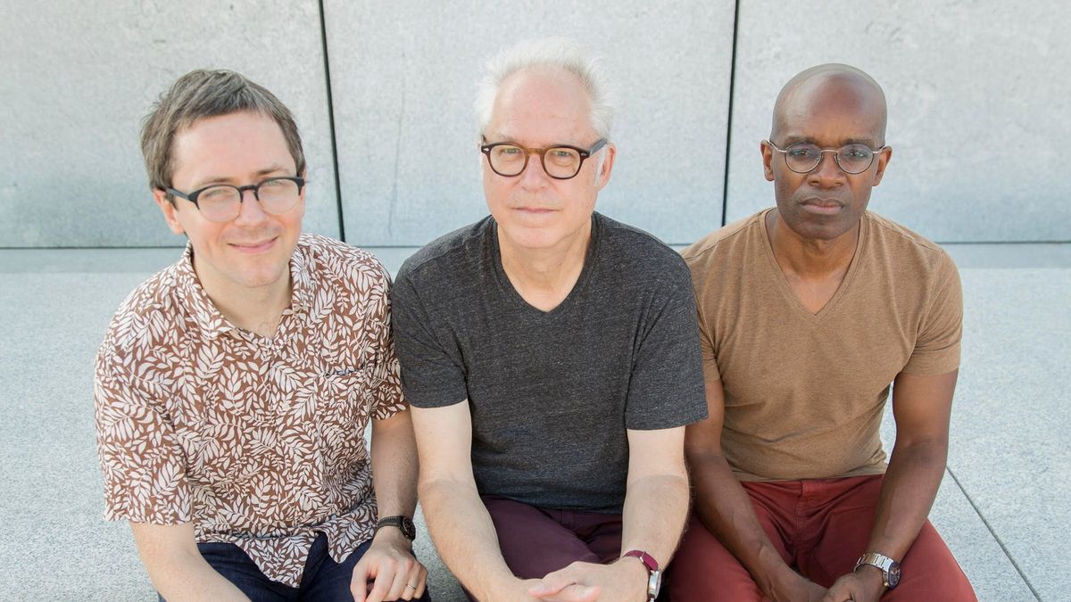 Bill Frisell Trio featuring Thomas Morgan & Rudy Royston - Late Show