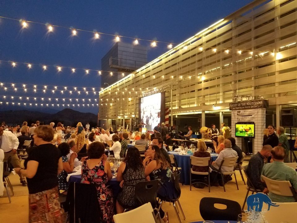 Science Under the Stars: The Science of Dinosaurs