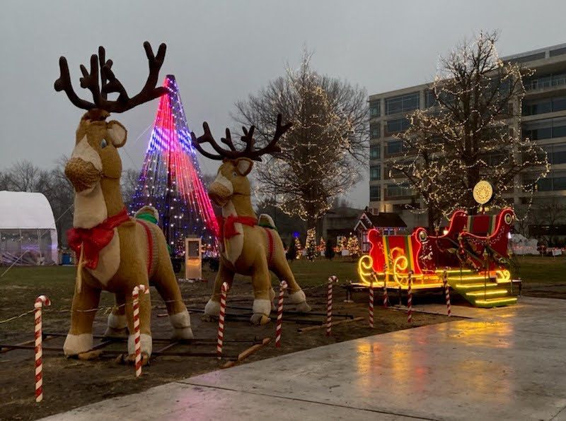 Annual Rotary Lights Opening Parade Party