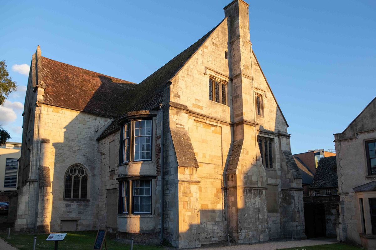 Ghost Hunt at Blackfriars Priory with Ghosts & Giggles