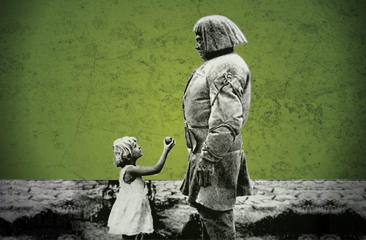 Close Encounters With Music: Mostly Amadeus - Meet The Mozarts