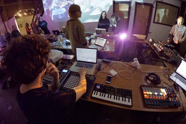 Crux: AudioVisual jam session at The Bath House