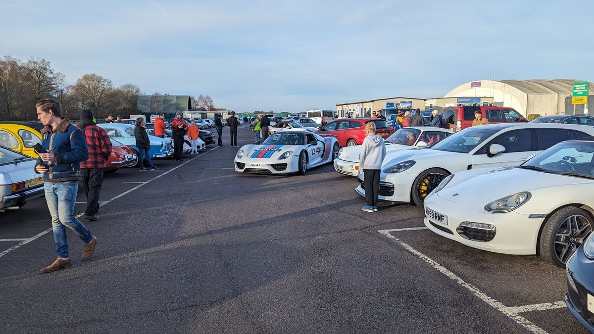 Blackbushe Monthly Meetup