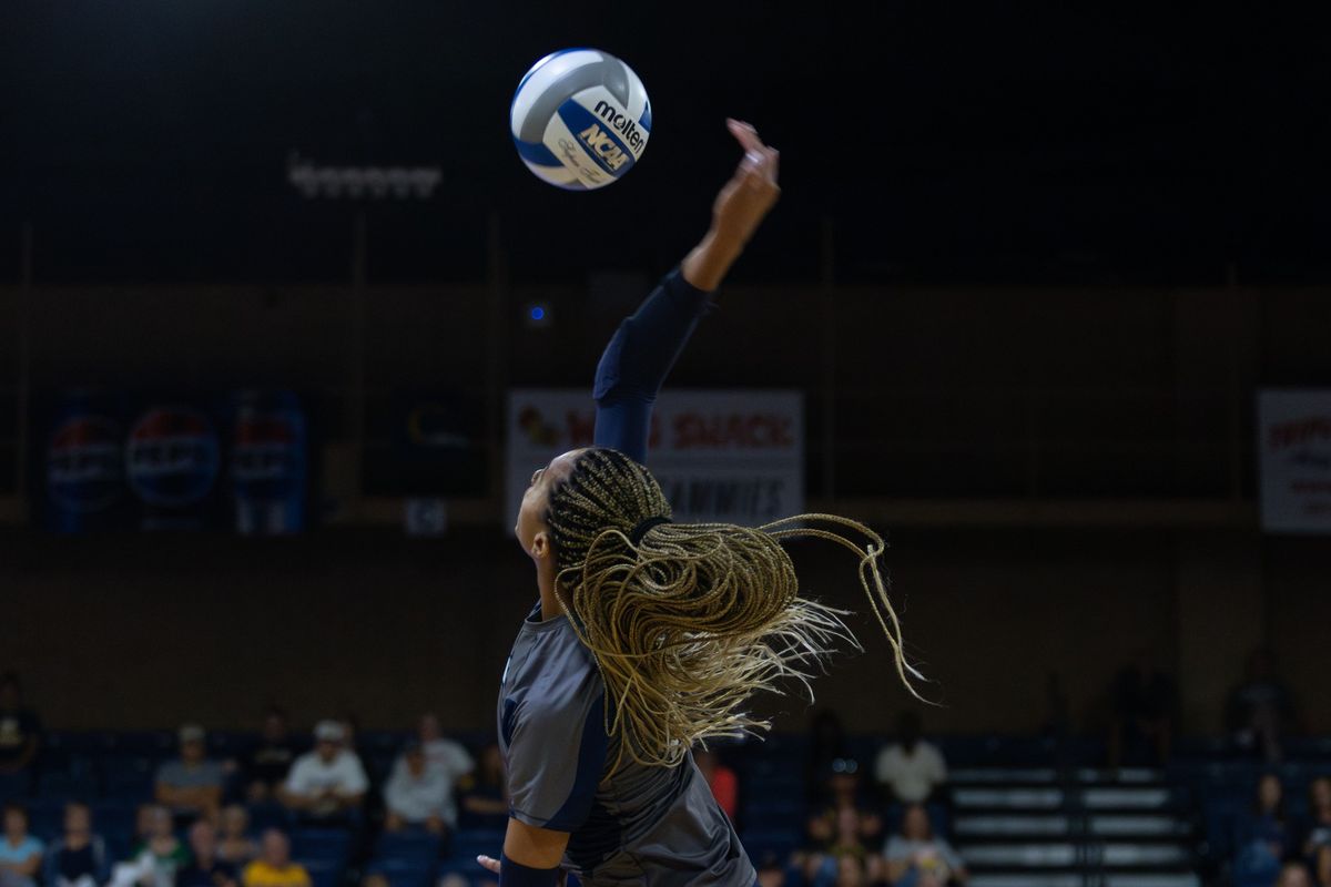 UNC Bears Volleyball vs. Sacramento State 