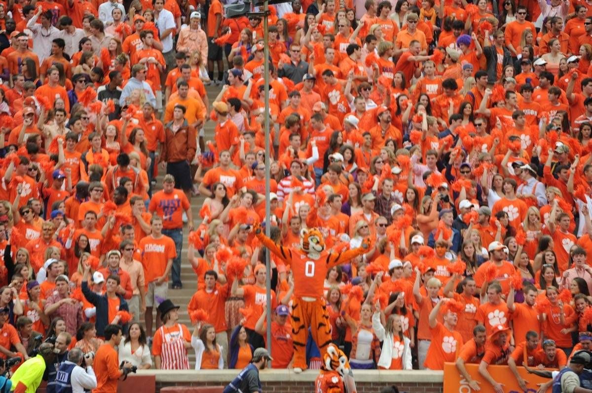 Georgia Bulldogs at Clemson Tigers Softball