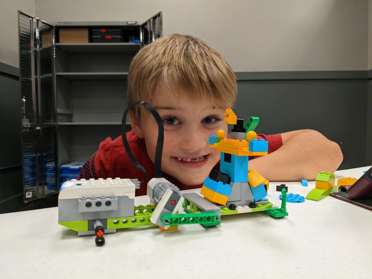 Camp Build | Robotics Camp (ages 7-9)