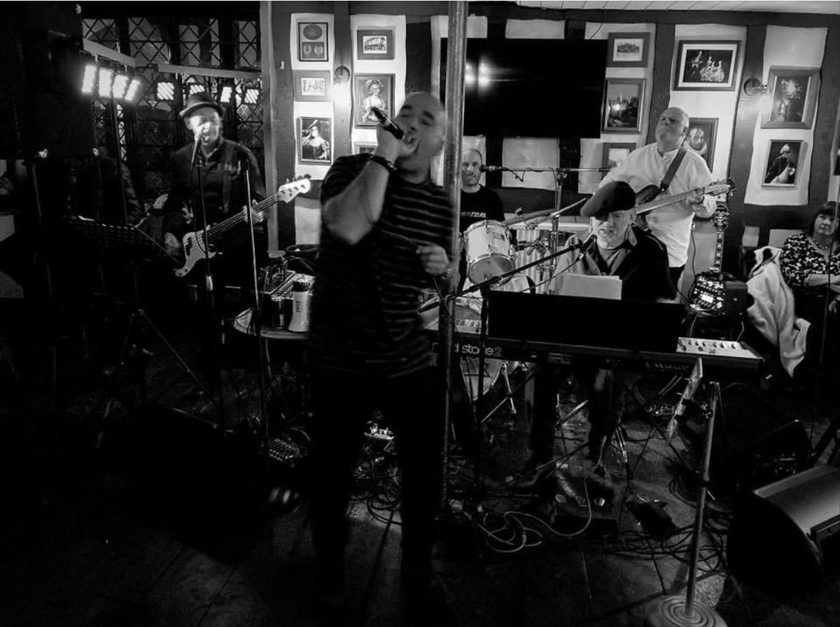 REMinisce-An R.E.M Tribute at The Cross Keys - Henley