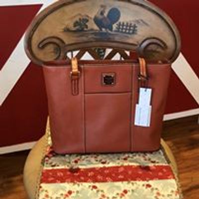 Up the Creek Ladies Consignment Boutique