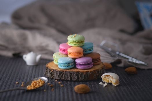 Young Chef: Pin-Spired Macarons