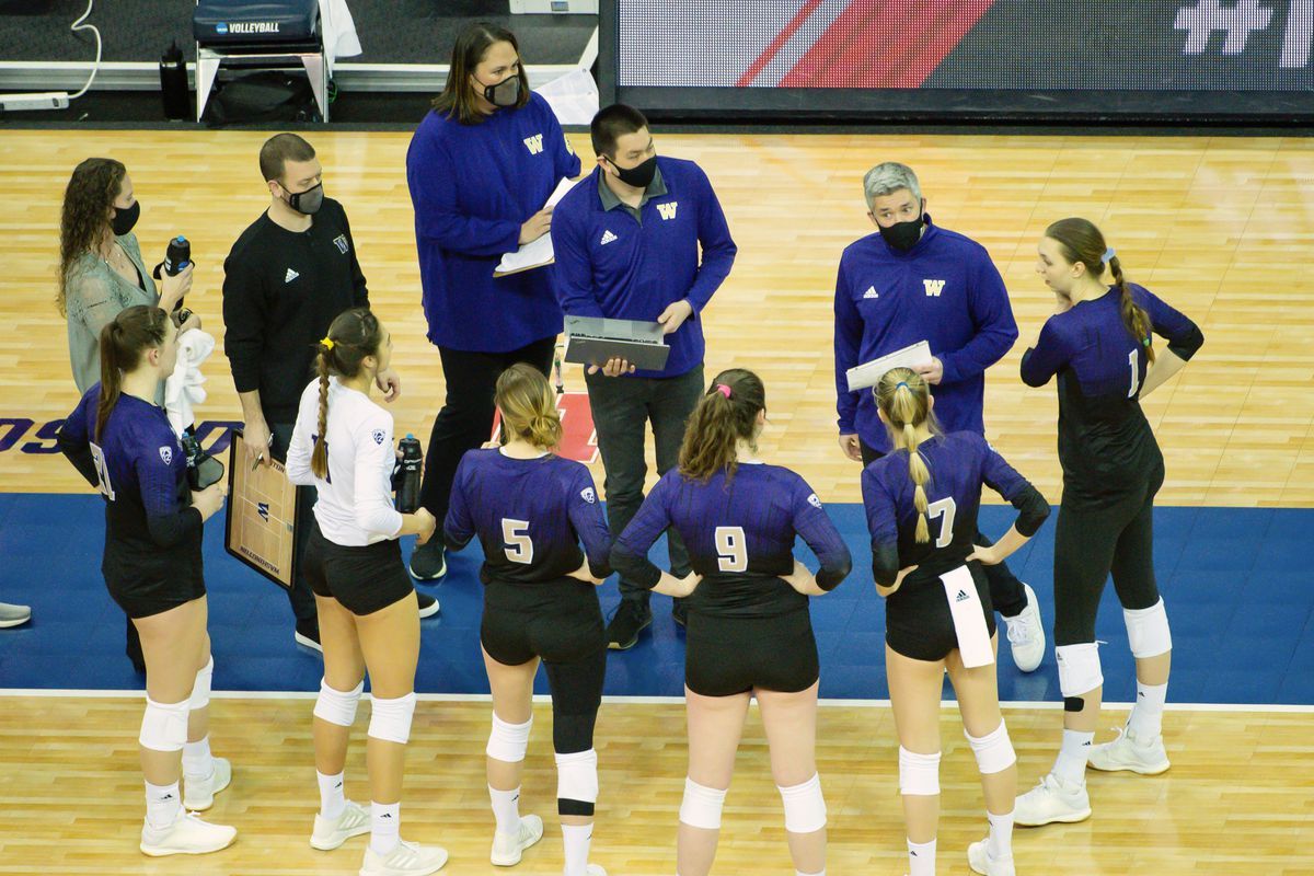 Minnesota Golden Gophers Women's Volleyball vs. Washington Huskies