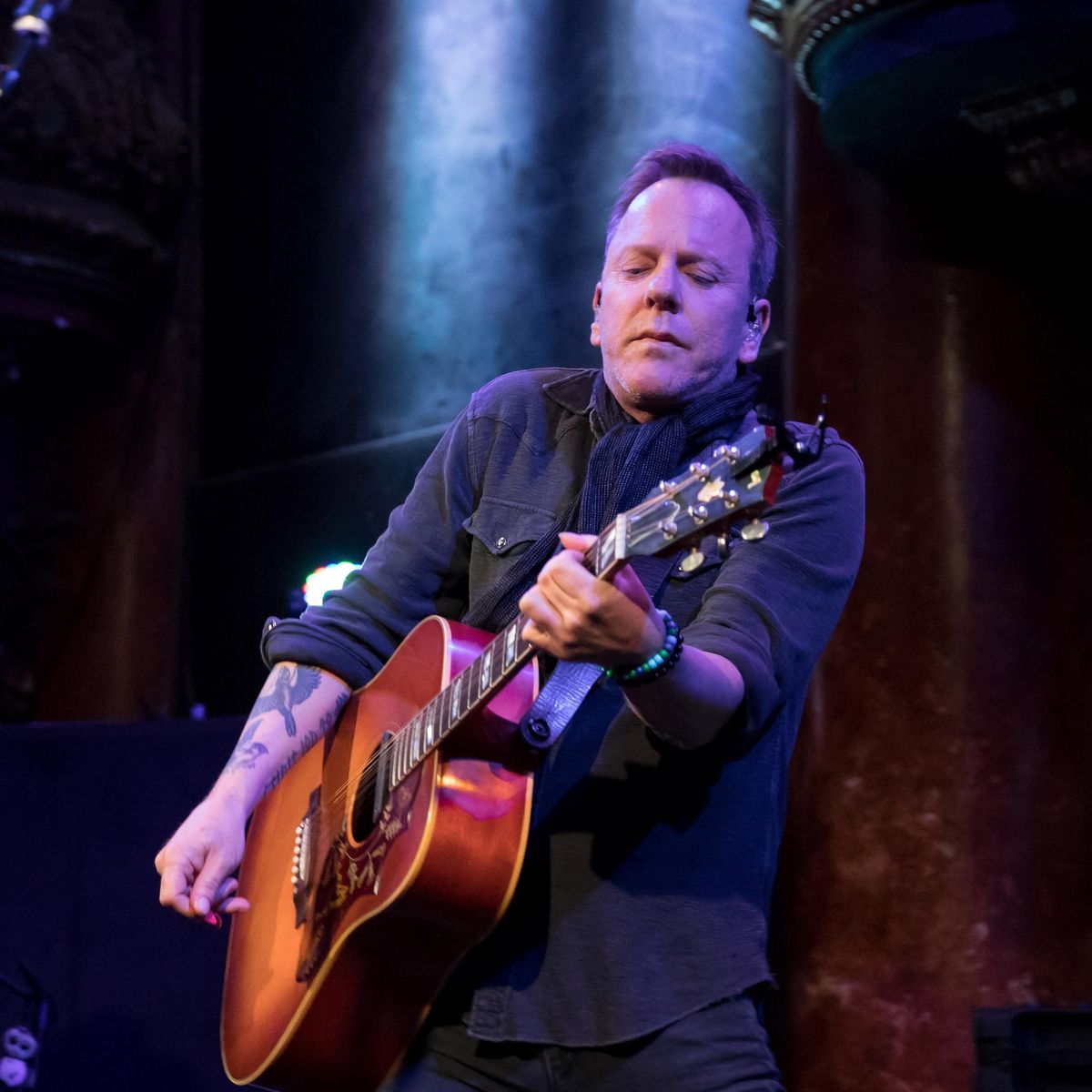 Kiefer Sutherland with Rocco Deluca