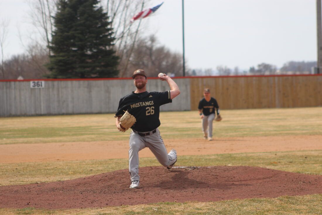 Southwest Minnesota State Mustangs vs. Concordia-St. Paul Golden Bears