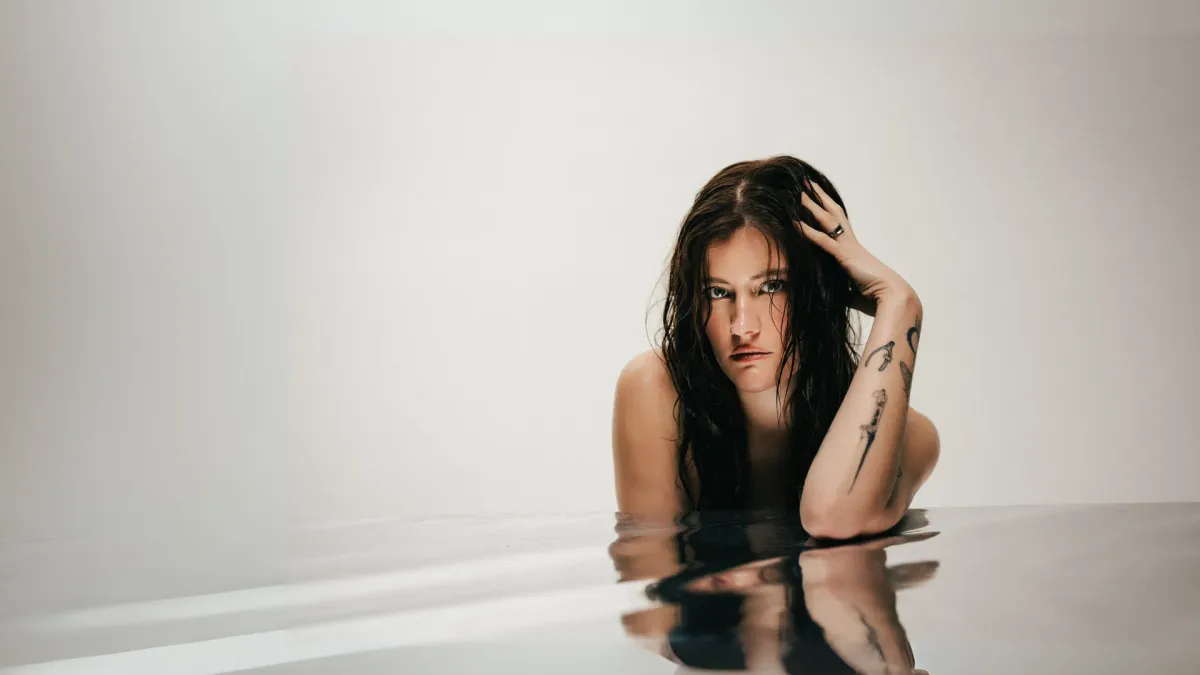 Madeline Juno in SAARBR\u00dcCKEN