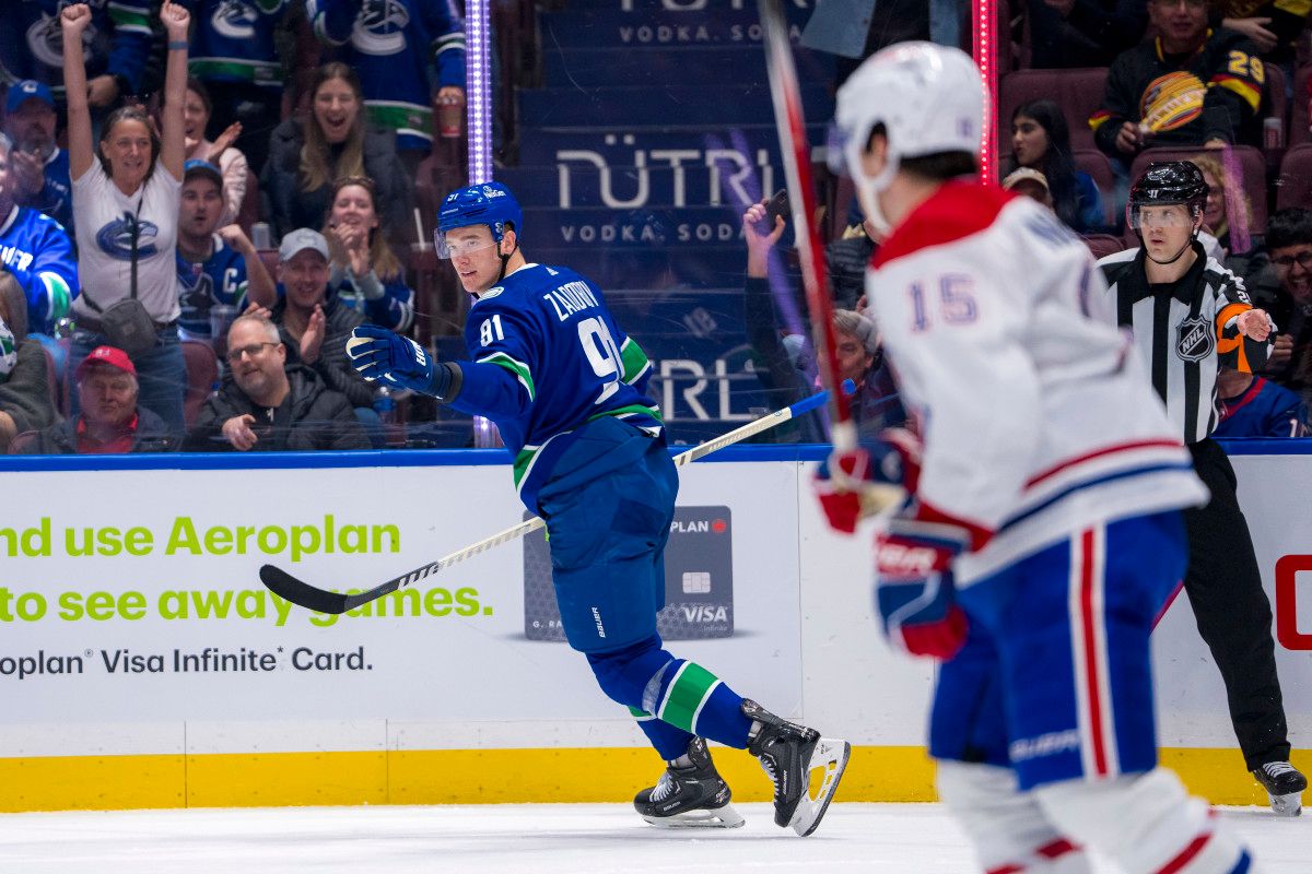 Vancouver Canucks at Montreal Canadiens at Bell Centre